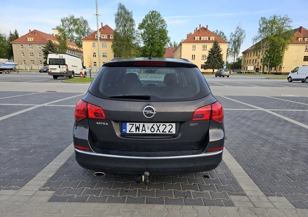 Opel Astra cena 18000 przebieg: 223774, rok produkcji 2013 z Wałcz małe 254